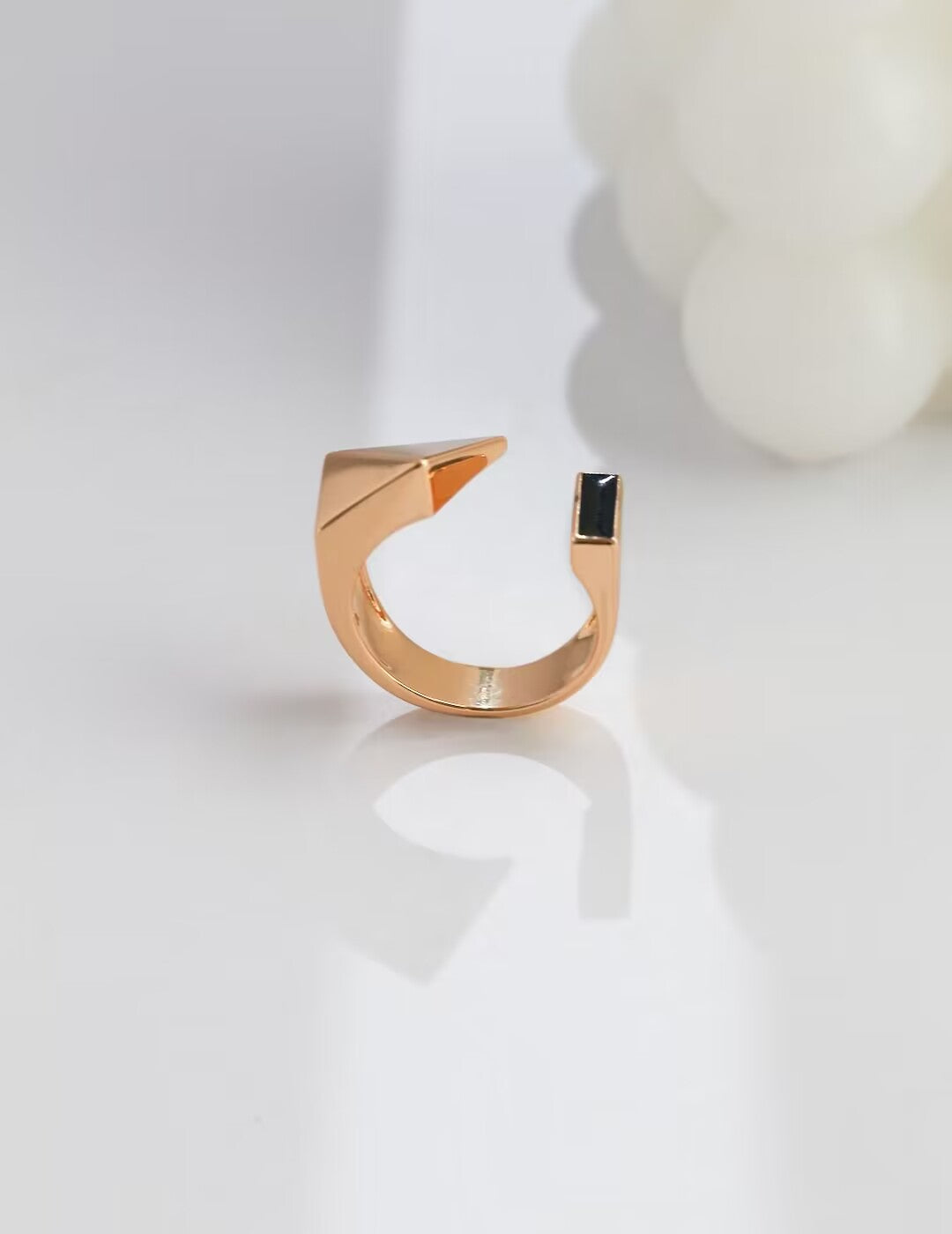 Architecture Ring