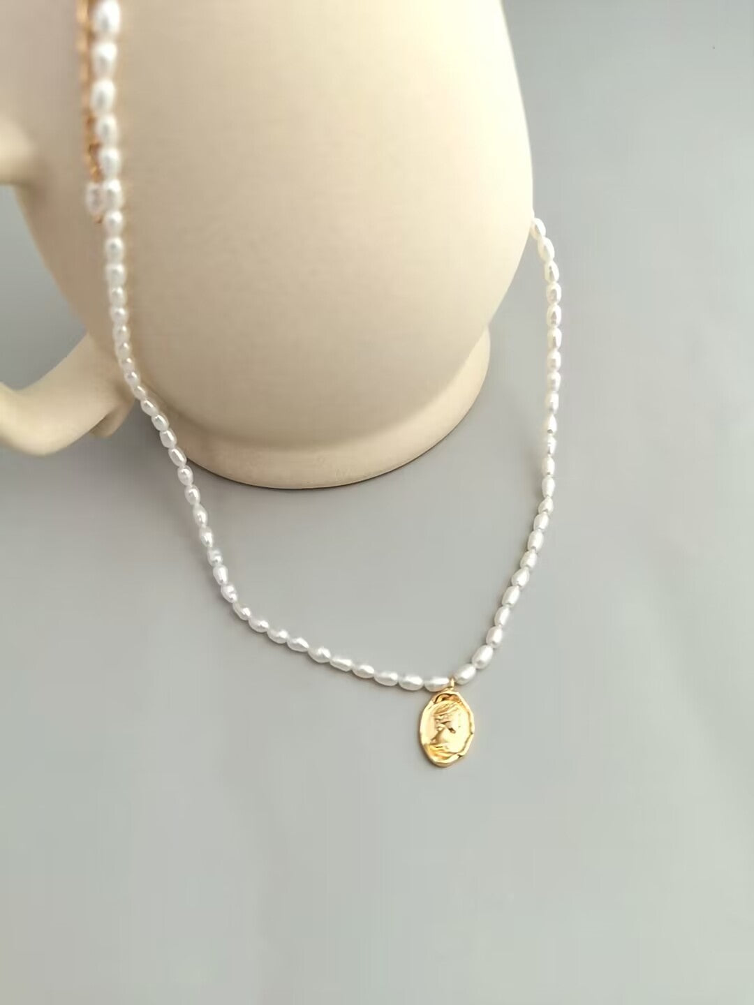 Regal Radiance Pearl Necklace