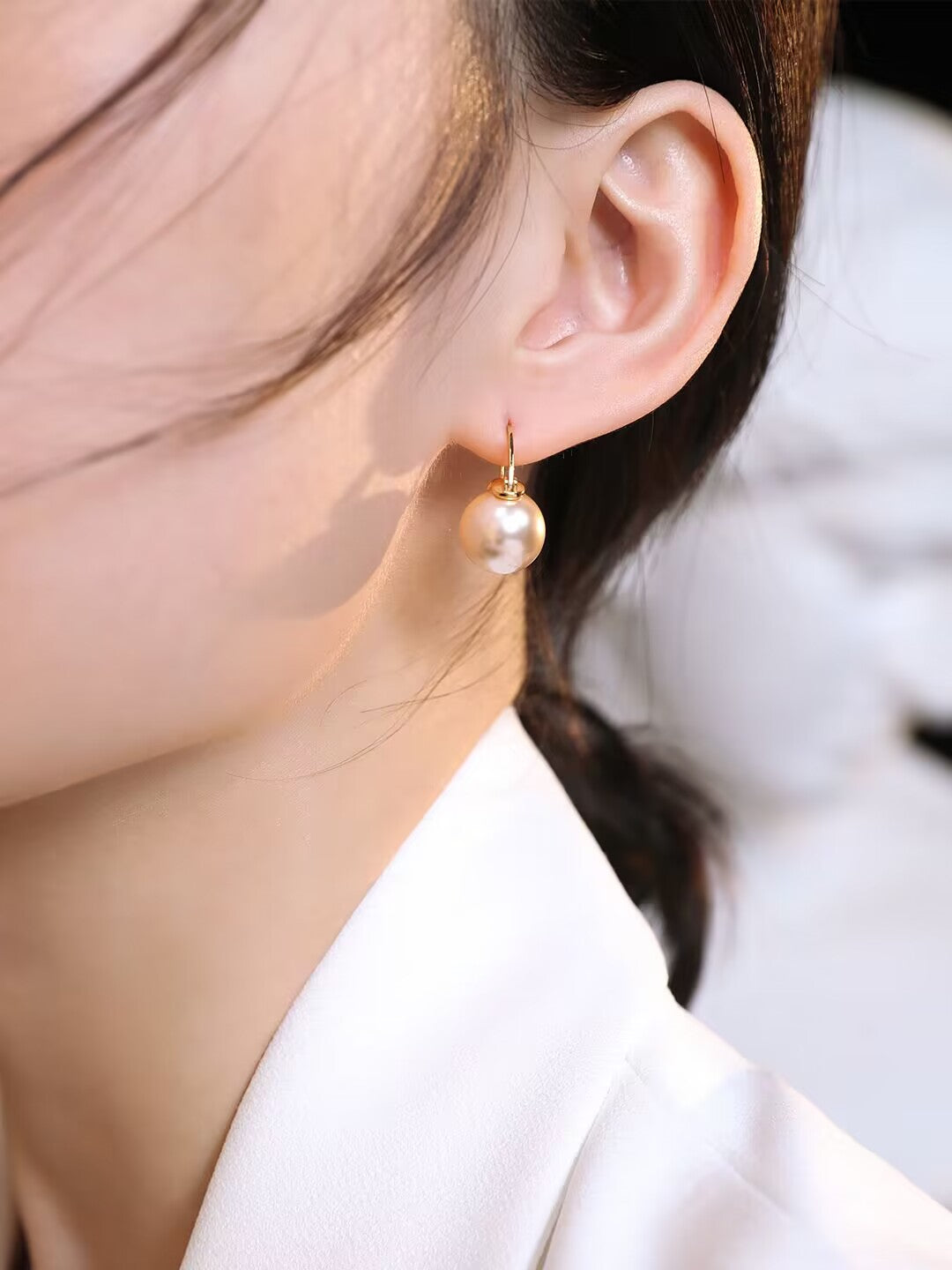 Simple Pearl Stud Earrings