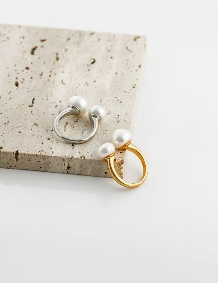 Smiling pearl rings with 18K gold plated