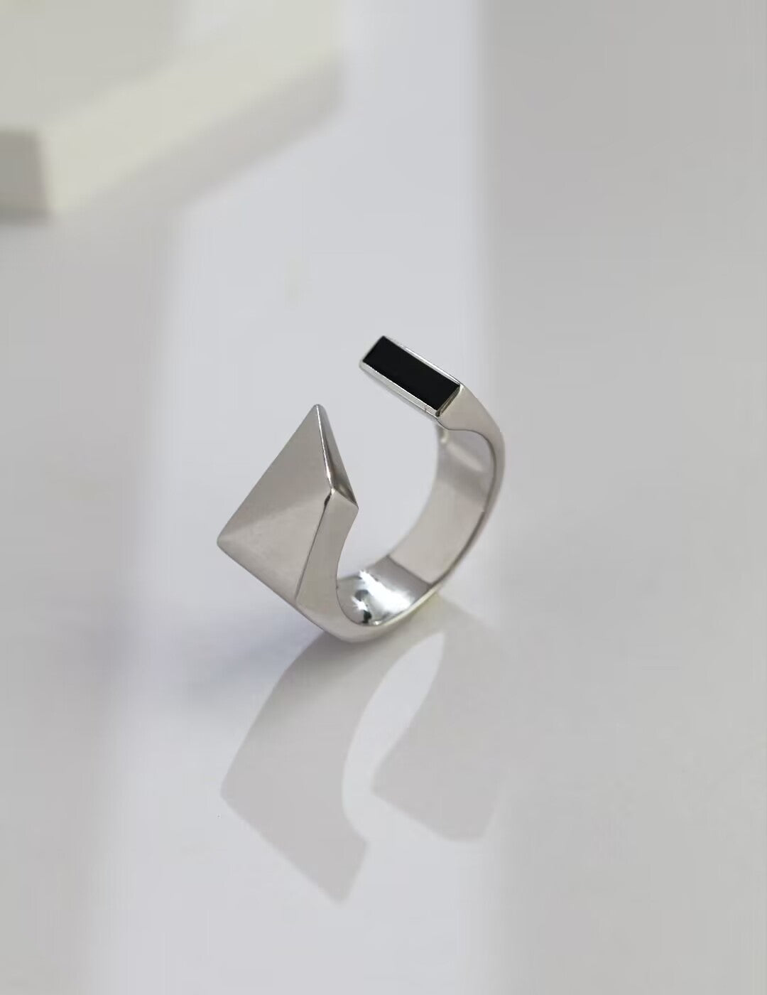 Architecture Ring