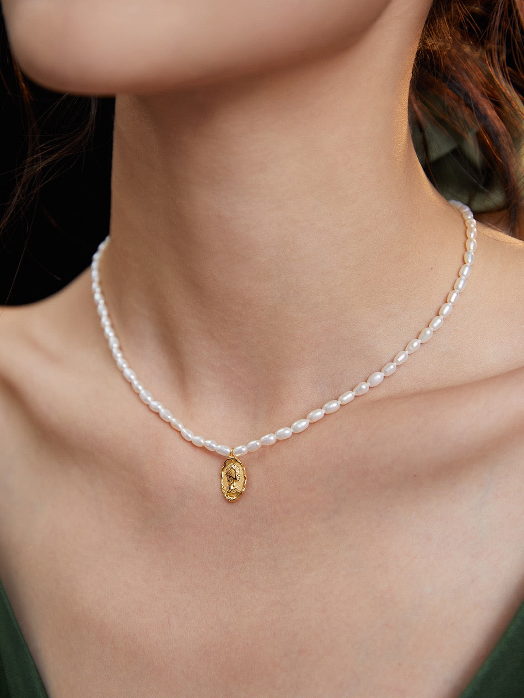 Regal Radiance Pearl Necklace